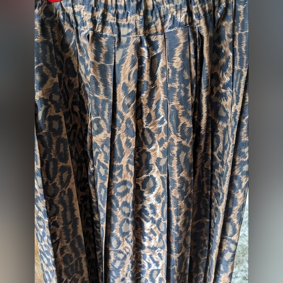 Silk maxi skirt leopard print size Small - Picture 2 of 4